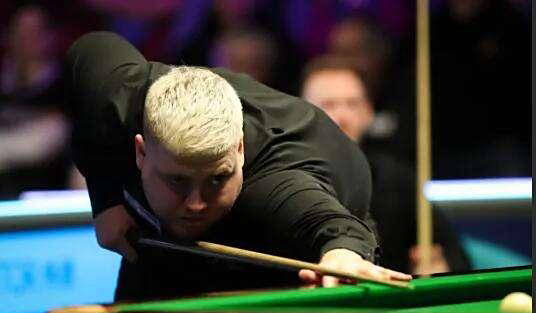 在与苏雷蒂, 的比赛中