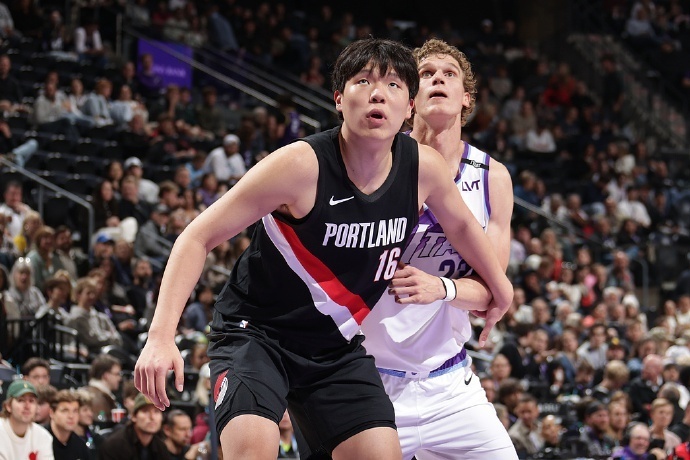 准备好后面, 杨瀚森说道 准备好后面, 杨瀚森说道