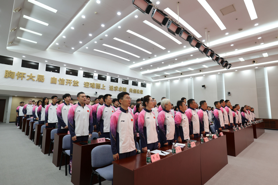 的青年综合, bt, inews